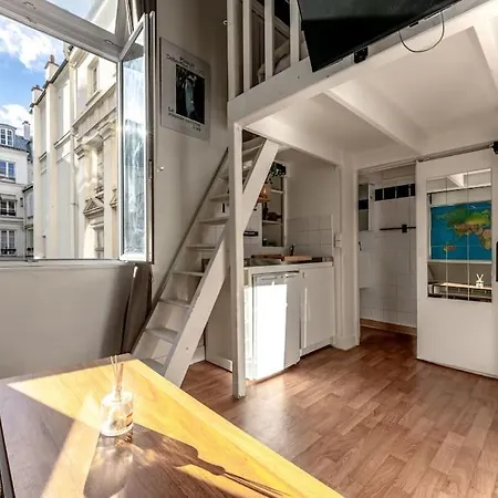 Apartment Centre Charmant Studio
